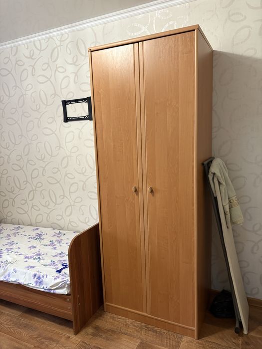 Продам шкаф б/у.