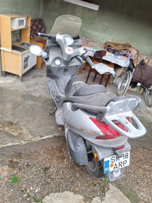 Kymco grand dink 250