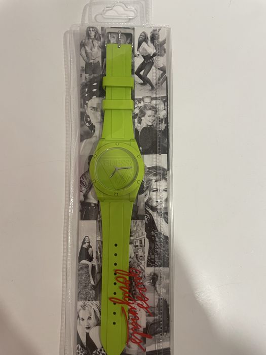 Зелен часовник Guess