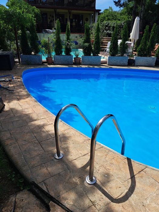 Servicii Profesionale Piscine: Construcție, Mentenanță și Montaj Liner
