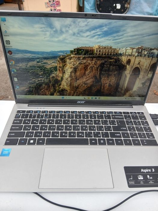 Acer  Noutbook  Yangi holatda