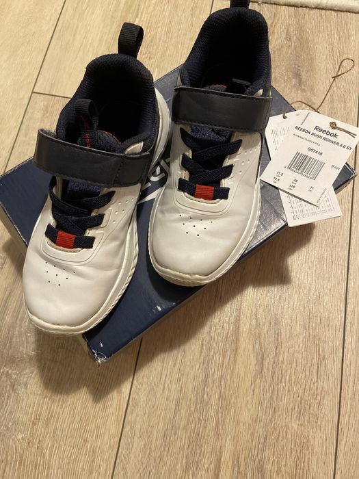 Reebok băieți mar 28