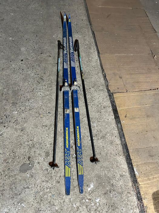 Класные лыжи HK   бу