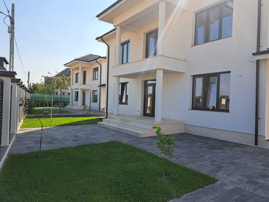 Vile Single de vanzare ,sau de Inchiriat pe termen lung! Blejoi