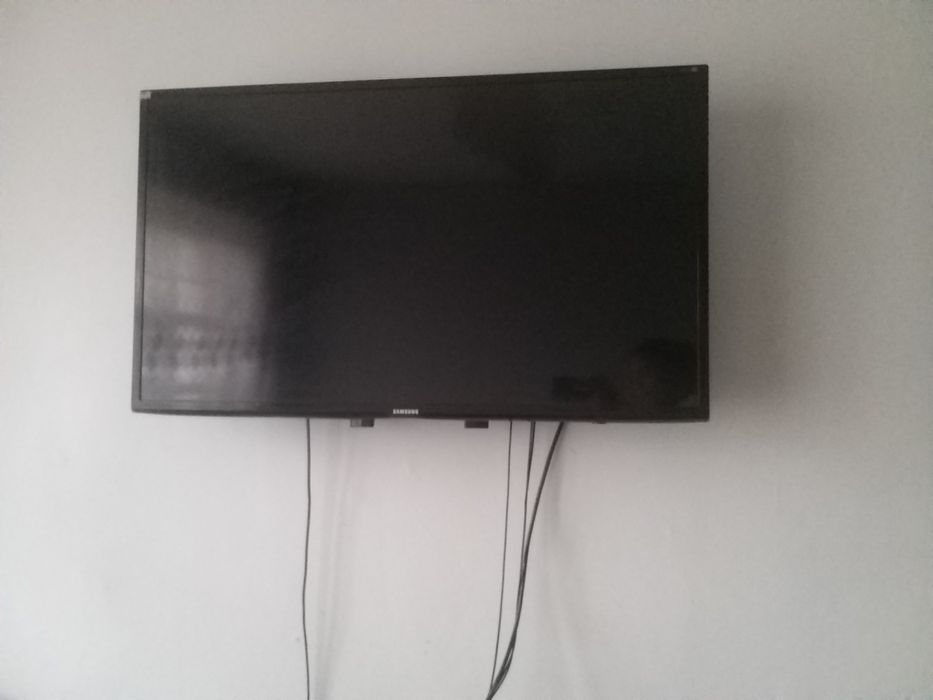 Телевизор самсунг сатылады