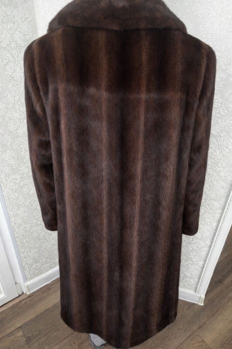 Женская норковая шуба