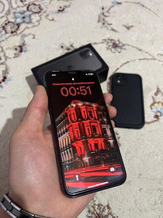 Айфон 11. Про.  .