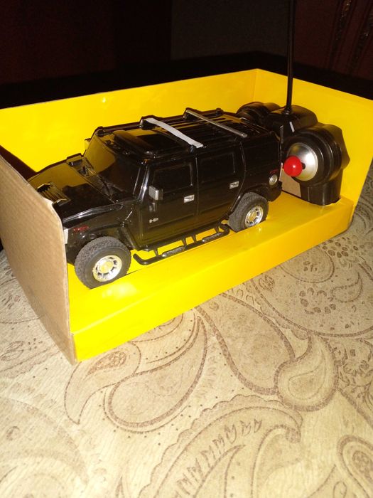 машинка на радиоуправлений