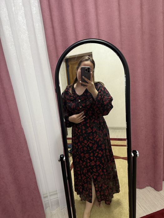 Продается платья новый