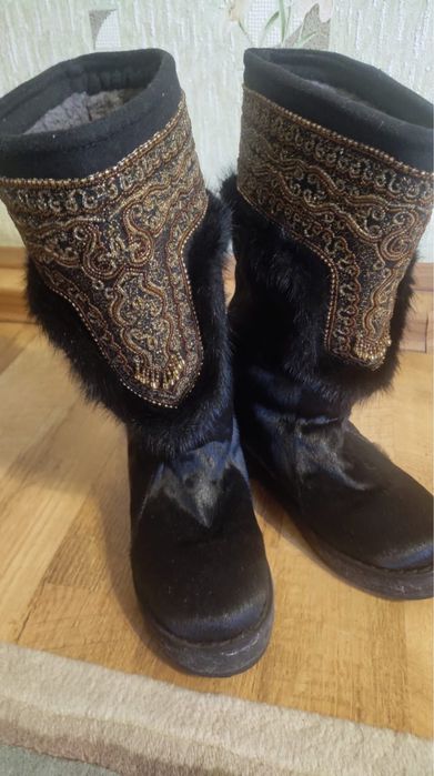 Унты женские