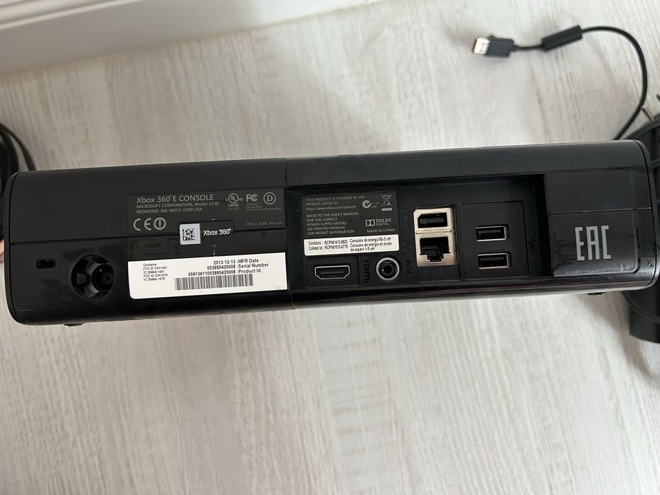Продам XBOX 360. Цена 30тыс тг.