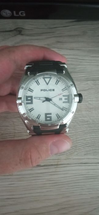 Vând ceas police