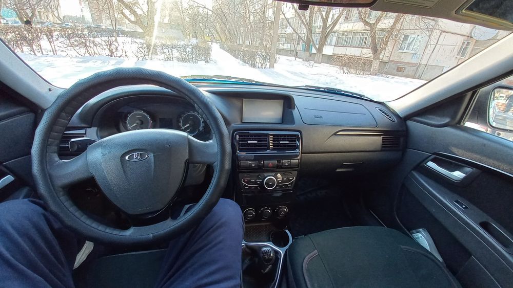 Продам приору 2 хэтчбек