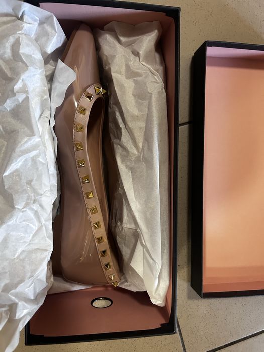 Обувки - чисто нови