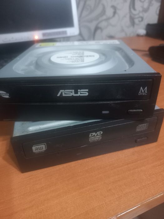 Продаю ДВД диски