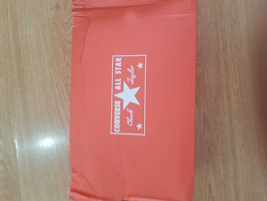 Продам Converse новые