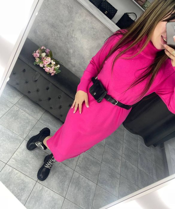 Платье машиной вязки