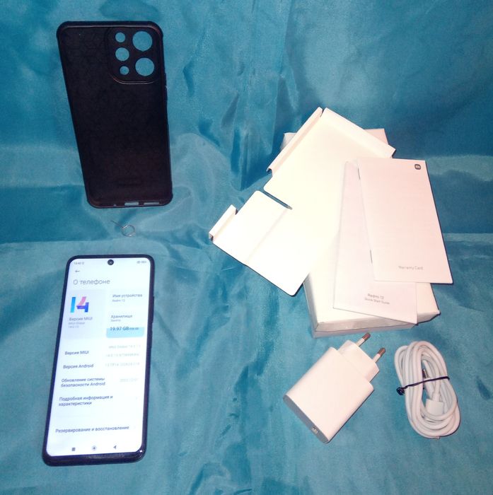 Xiaomi Redmi 12 16/256 гигов.