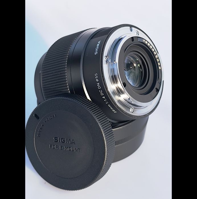 Sigma 56mm f/1.4 DC DN Contemporary (Sony E)