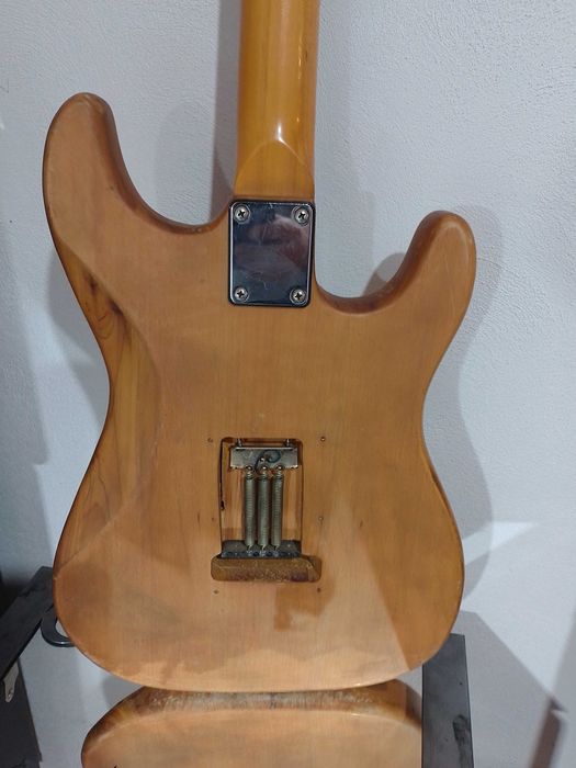 Chitara electrica retro