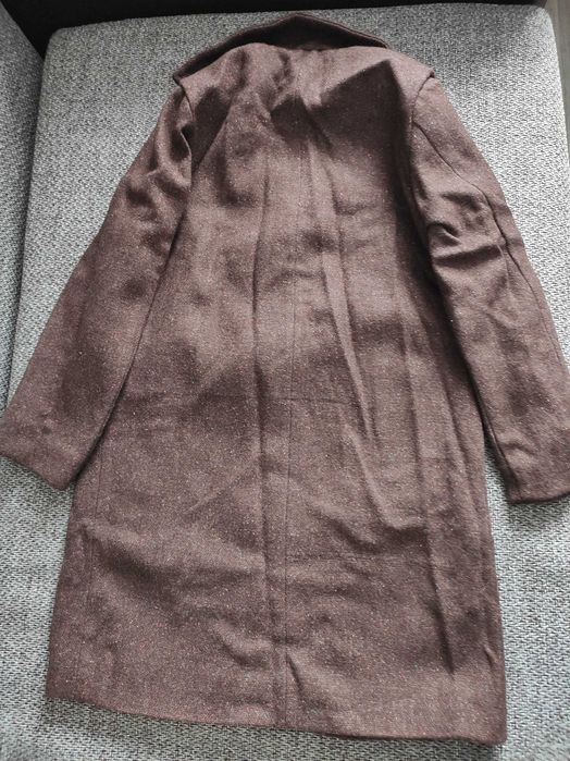 Продам пальто на мальчика. Новое .