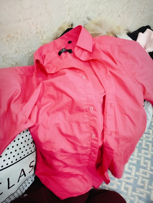 Розовая рубашка унисекс