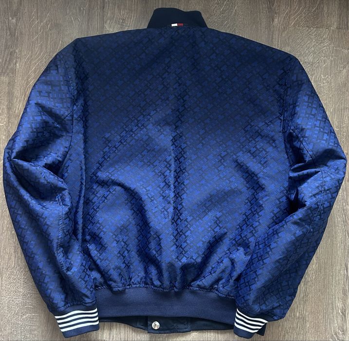 Яке бомбър Tommy Hilfiger