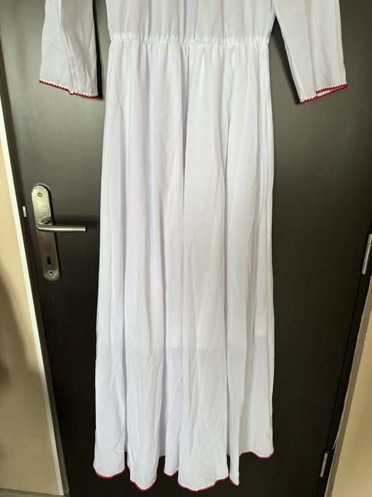 Rochie traditionala cu brau