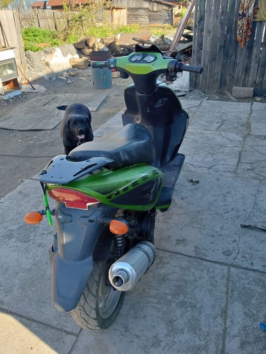Скутер 125 кубов