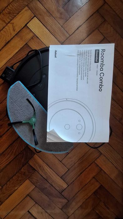 Aspirator Robot iRobot Roomba Combo Essential (Mop + Aspirare)