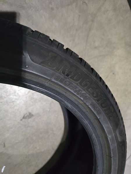 255/45/20//235/50/20 BRIDGESTONE