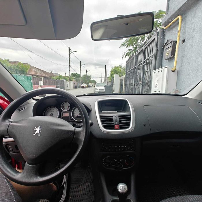 Peugeot 206+ An 2012