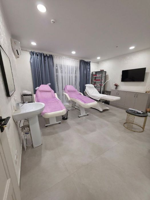 Аренда кабинета для мастеров с мебелью