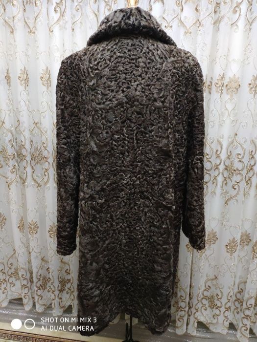 Новые шубы. Каракул коричневый.