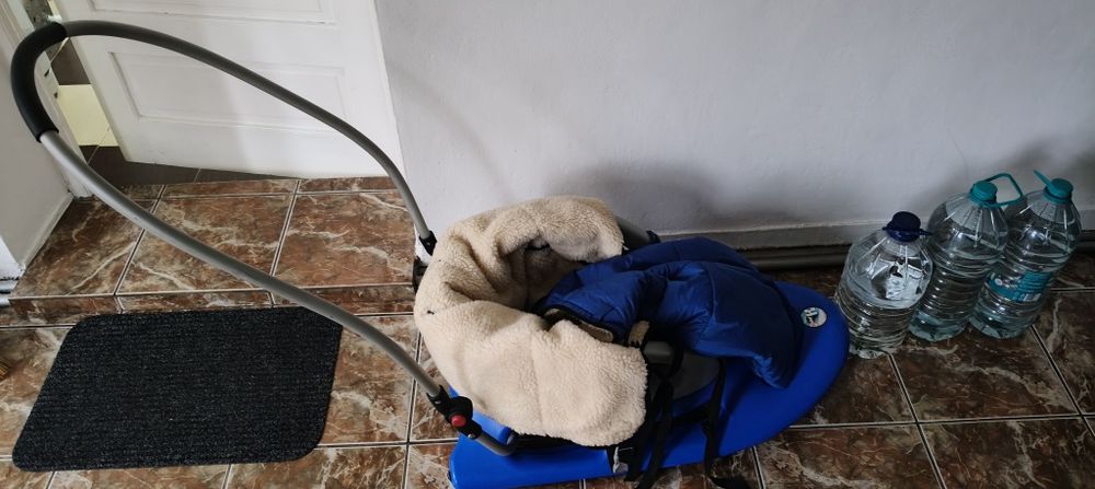 Sanie copii plastic cu picioare metalice