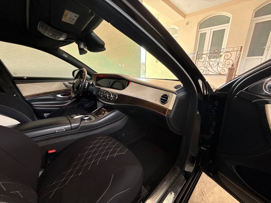 Mercades Maybch W 222 S500 5.5l