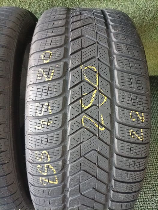 255 45 20 Pirelli m+s