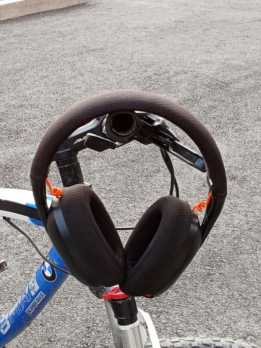 Наушники Bluetooth