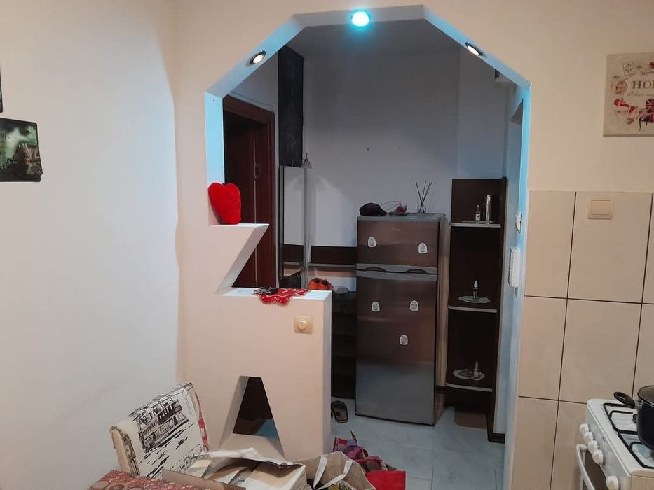 Vând apartament doua camere