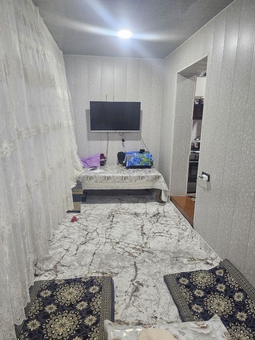 Продам 3ком.кв Чирчик 8мк. Рядом с корзинкой