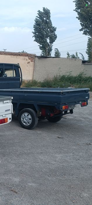 Damas labo sotiladi