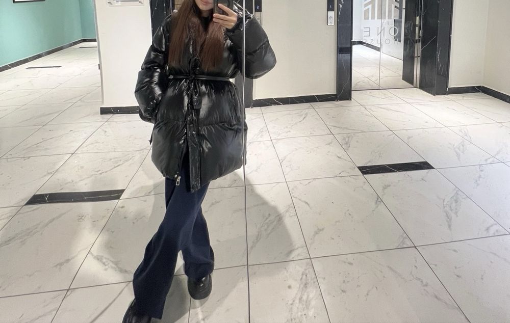 куртка продается зимняя