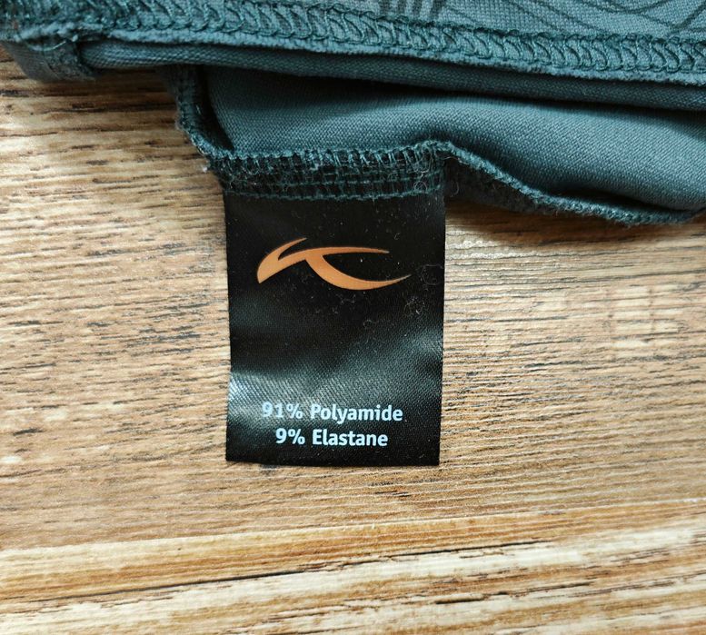 KJUS Дамска фланелка размер 36 / S