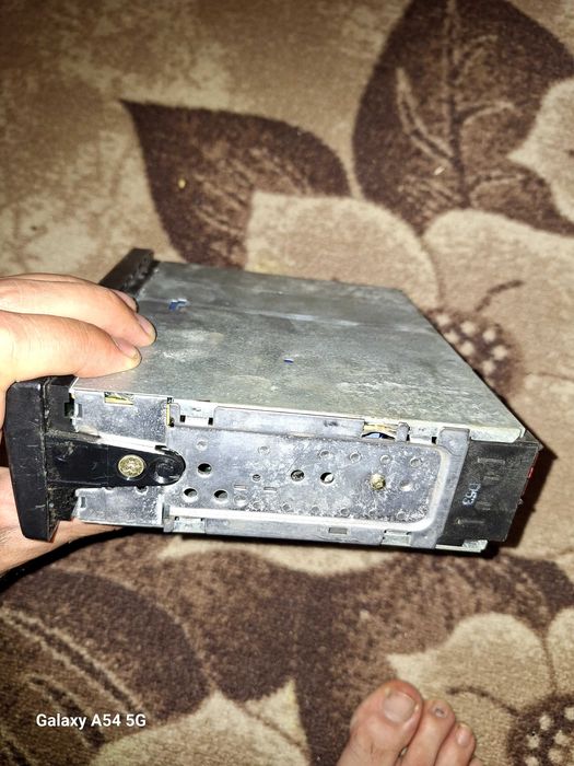 Касетофон за нисан микра