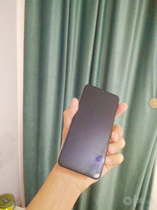 Samsung a50 yaxshi xolatda