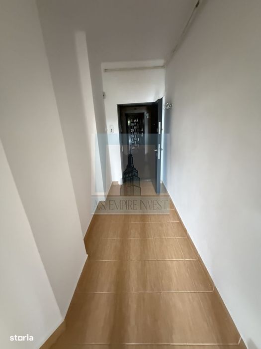 Apartament 2 camere decomandat - zona Centrul Civic