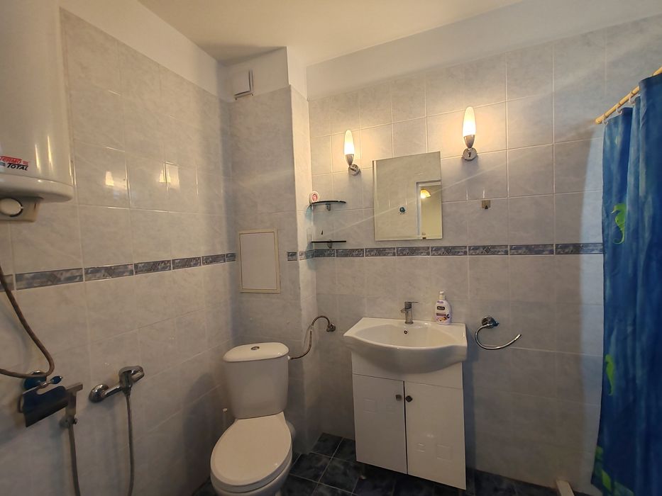 Дава се под наем Четиристаен апартамент в Бургас, Сарафово - 150 кв.м за 1097.01 € - Снимка #7