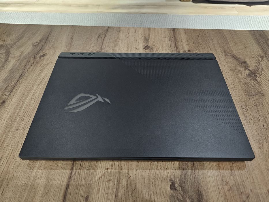 Продам мощный ноутбук Asus rog strix g17