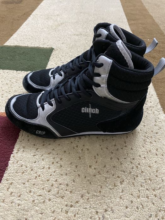 Боксерка(Clinch ) в едеальном состоянии