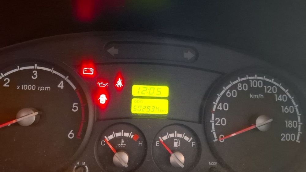 KIA BONGO  сотилади